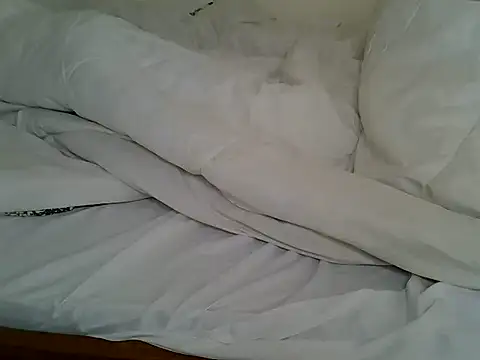 Snapshot of Mohgirl chatting on 05.19.26 Mohgirl online show from 05.19.26