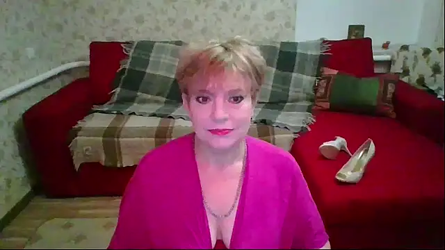 Snapshot of SamantaxFocs chatting on 05.28.26 SamantaxFocs online show from 05.28.26