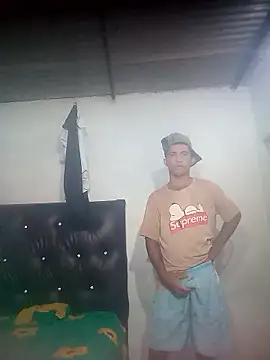 soymartinez2004 online show from 06.07.26