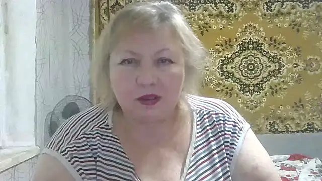 Snapshot of LediMelissa chatting on 05.28.26 LediMelissa online show from 05.28.26