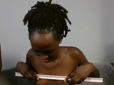 Sleek petite online show from 06.02.26