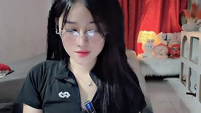 Bee-Cherry online show from 05.24.26