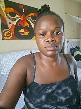 PinkyMonique online show from 05.19.26
