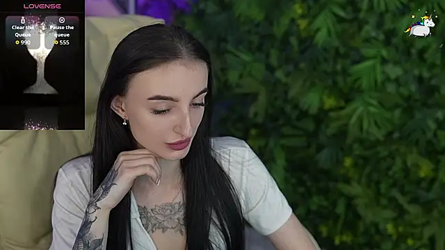 EmilyyMoon online show from 05.27.26