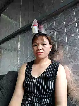 Snapshot of lya_sexyy chatting on 05.20.26 lya sexyy online show from 05.20.26