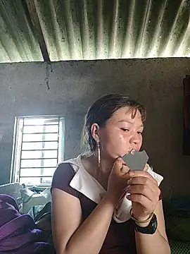 Snapshot of lya_sexyy chatting on 05.27.26 lya sexyy online show from 05.27.26