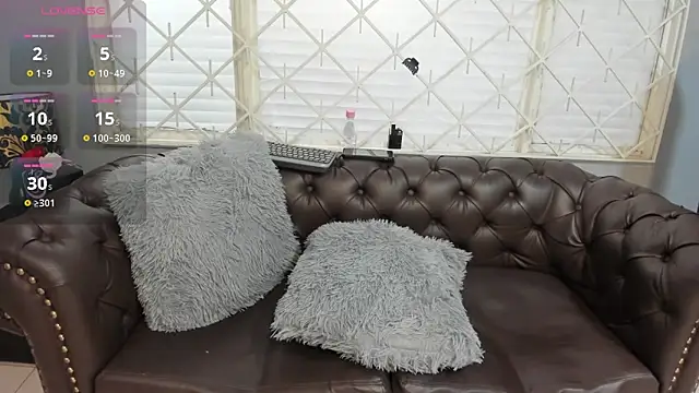 OliviaWilliamm online show from 06.16.26