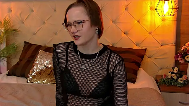 Snapshot of AgnesRay chatting on 05.21.26 AgnesRay online show from 05.21.26
