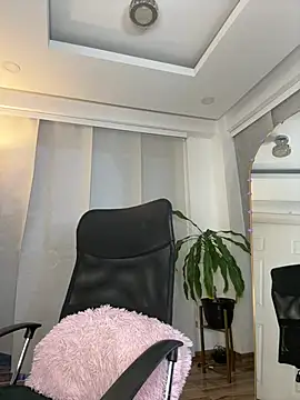 nicollett online show from 05.29.26