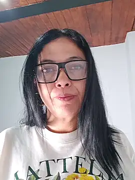 Scarlett Valnyx online show from 05.27.26