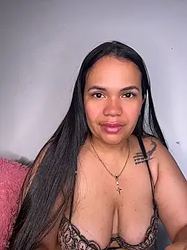 NoahJade online show from 07.23.26