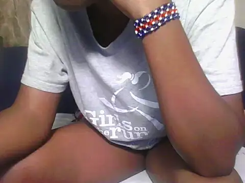 Snapshot of preety_ebony23 chatting on 07.19.26 preety ebony23 online show from 07.19.26