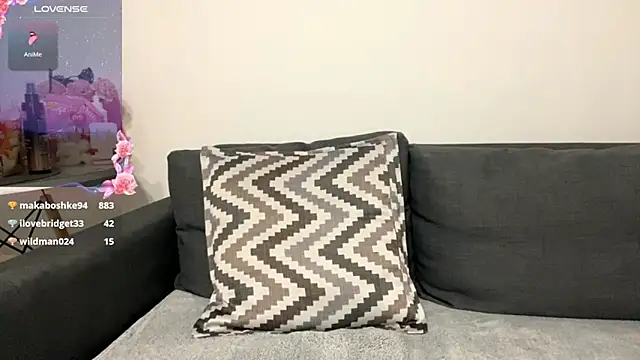Snapshot of Sofa_crystal chatting on 05.25.26 Sofa crystal online show from 05.25.26