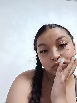 ChloeMilky online show from 05.22.26