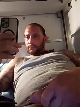 brazybooty92 online show from 07.03.26