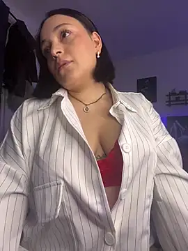 Snapshot of LilyNovaa chatting on 06.02.26 LilyNovaa online show from 06.02.26
