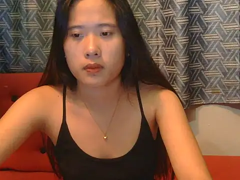 Snapshot of petiteasian_pinaygirl chatting on 06.02.26 petiteasian pinaygirl online show from 06.02.26
