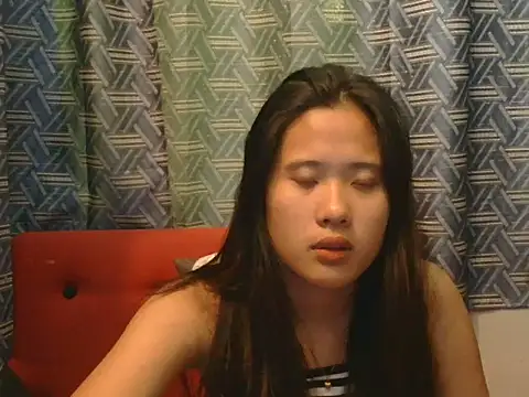 Snapshot of petiteasian_pinaygirl chatting on 06.16.26 petiteasian pinaygirl online show from 06.16.26
