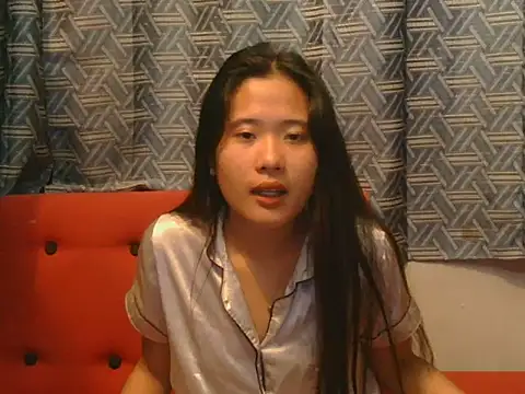 Snapshot of petiteasian_pinaygirl chatting on 06.26.26 petiteasian pinaygirl online show from 06.26.26
