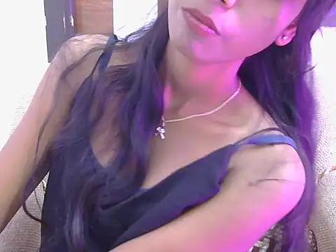 Snapshot of iliyana-20 chatting on 05.19.26 iliyana-20 online show from 05.19.26