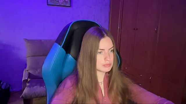 Snapshot of SilkSinner_ chatting on 05.28.26 SilkSinner online show from 05.28.26