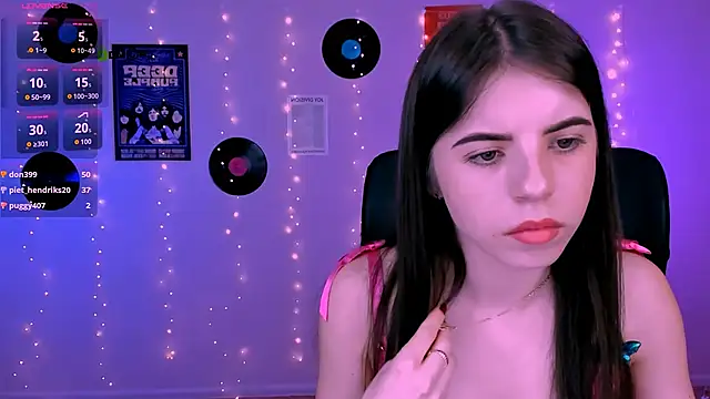 Snapshot of lyra_desire chatting on 05.28.26 lyra desire online show from 05.28.26