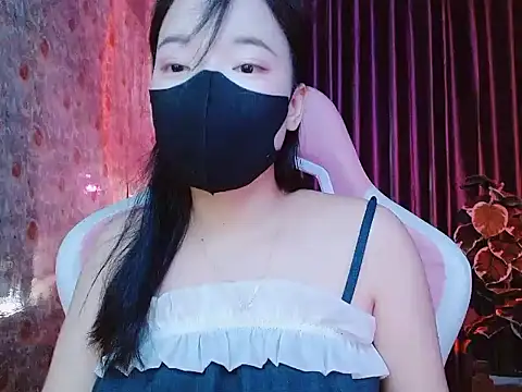 Julie Ulie online show from 06.12.26