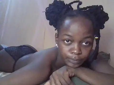 Snapshot of Nasty-Tatiana chatting on 06.28.26 Nasty-Tatiana online show from 06.28.26