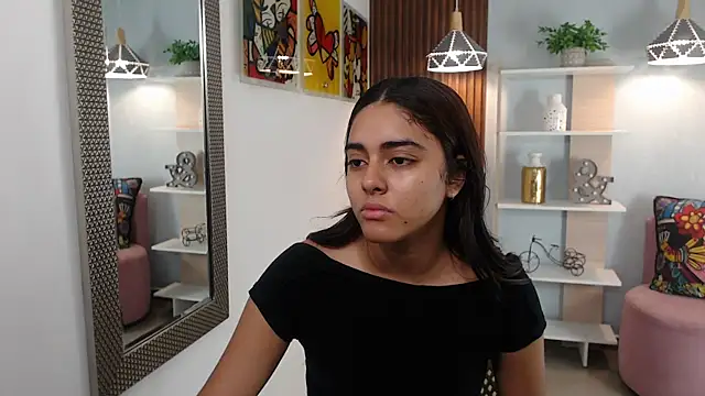 Snapshot of _Lucy_Grey_ chatting on 05.22.26 Lucy Grey online show from 05.22.26