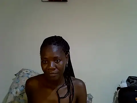 Snapshot of PetiteMelaninn chatting on 07.11.26 PetiteMelaninn online show from 07.11.26