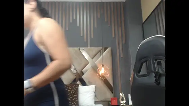 Snapshot of MartinaaFit chatting on 05.26.26 MartinaaFit online show from 05.26.26
