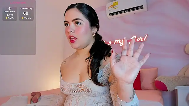 Snapshot of Isabella_Rios_ chatting on 07.12.26 Isabella Rios online show from 07.12.26