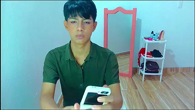 Snapshot of phuwin_bj chatting on 05.26.26 phuwin bj online show from 05.26.26