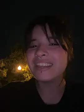 Snapshot of ashleyvp98 chatting on 05.27.26 ashleyvp98 online show from 05.27.26