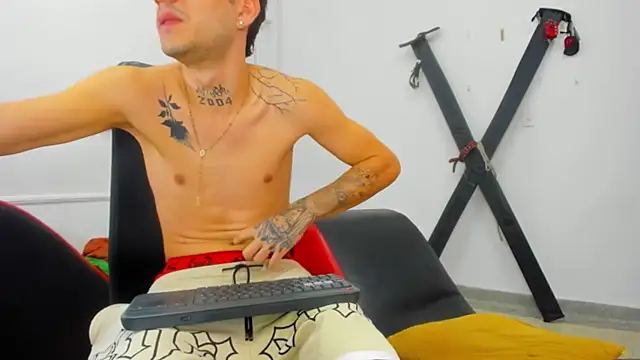 boy max latin online show from 05.23.26