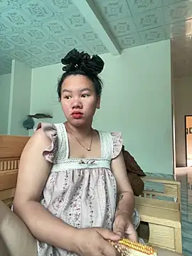 Snapshot of Suki-love chatting on 05.22.26 Suki-love online show from 05.22.26