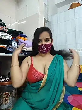 Snapshot of shalini_gupta05 chatting on 05.30.26 shalini gupta05 online show from 05.30.26