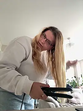 LucieLouBabe online show from 06.15.26