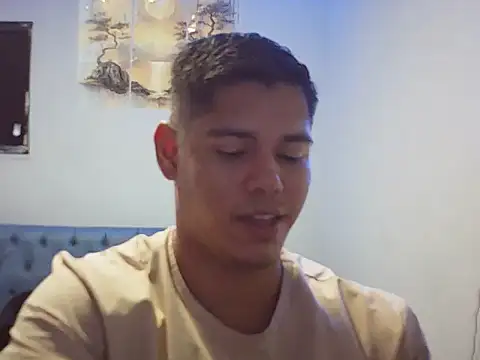 Snapshot of klars_mood1 chatting on 06.23.26 klars mood1 online show from 06.23.26