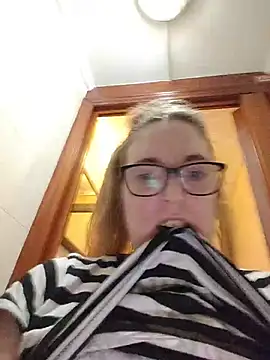 Snapshot of Alexia69812 chatting on 07.08.26 Alexia69812 online show from 07.08.26