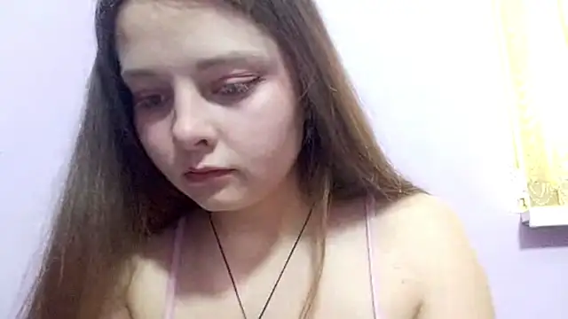 Snapshot of AnnieAge chatting on 05.24.26 AnnieAge online show from 05.24.26