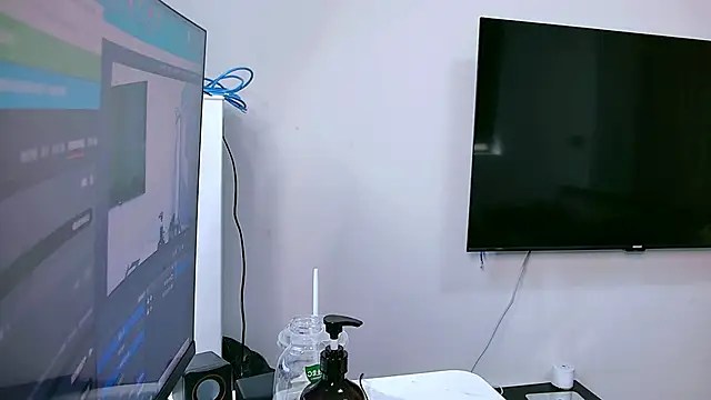 yan-0705 online show from 06.22.26