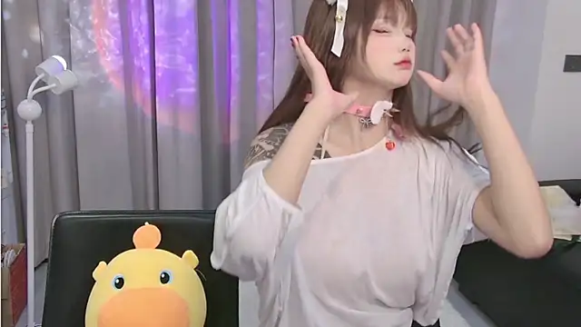 yan-0705 online show from 07.28.26