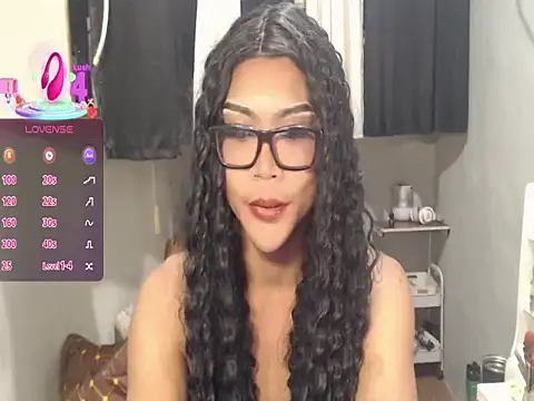 BeatrixGray02 online show from 05.26.26