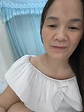 Lye lovely online show from 07.28.26