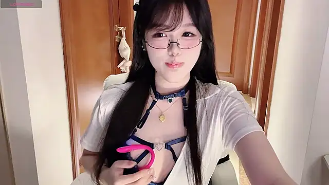 April UU online show from 07.07.26