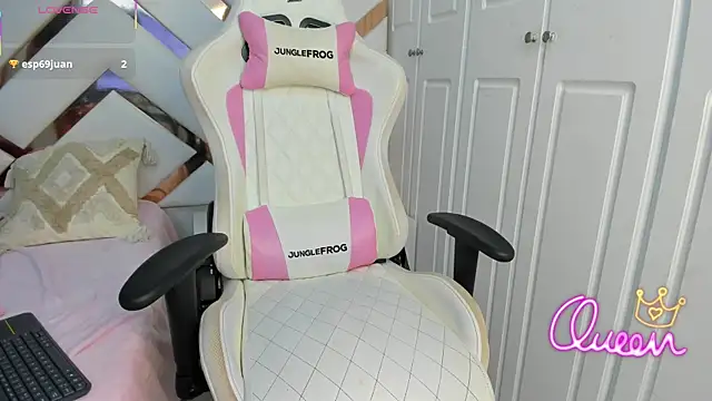 KaylaDavies online show from 07.28.26