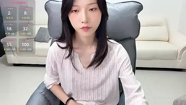 Snapshot of jiajia_girl chatting on 06.22.26 jiajia girl online show from 06.22.26