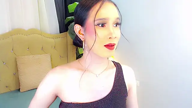 Snapshot of LexiLoreOnTop chatting on 06.10.26 LexiLoreOnTop online show from 06.10.26