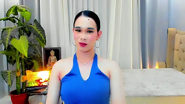 Snapshot of LexiLoreOnTop chatting on 07.26.26 LexiLoreOnTop online show from 07.26.26